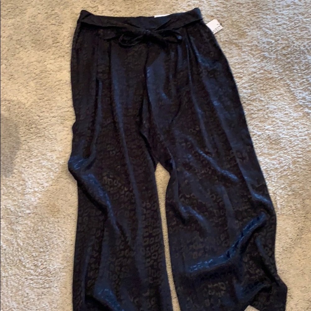 Nine West wide leg high rise leopard pant